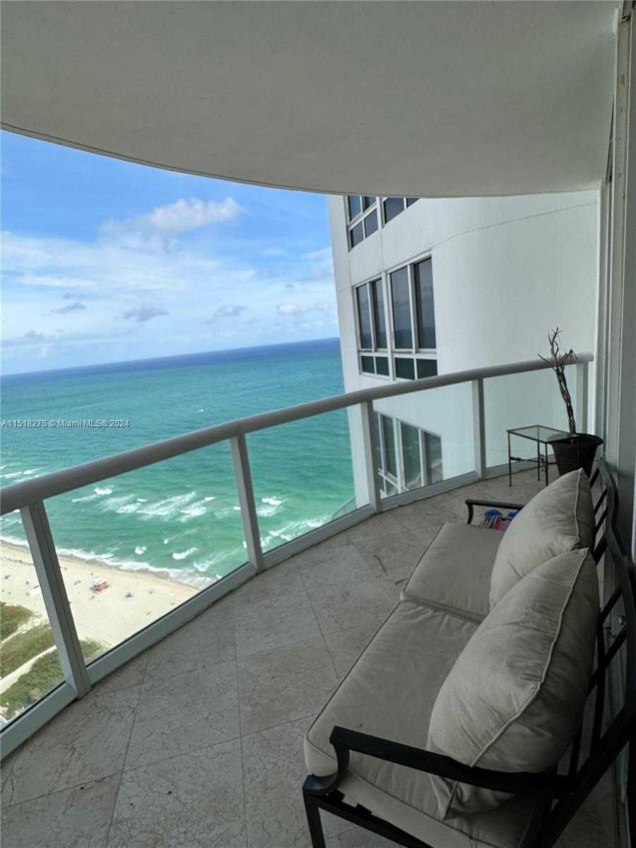 Small Image of 6365 COLLINS AVE #3811, Miami Beach Number 12