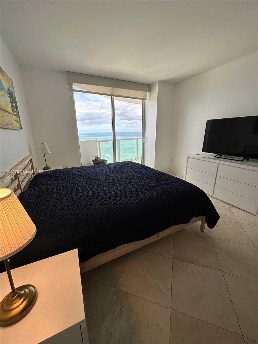 Small Image of 6365 COLLINS AVE #3811, Miami Beach Number 18
