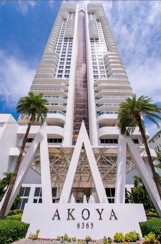 Small Image of 6365 COLLINS AVE #3811, Miami Beach Number 2