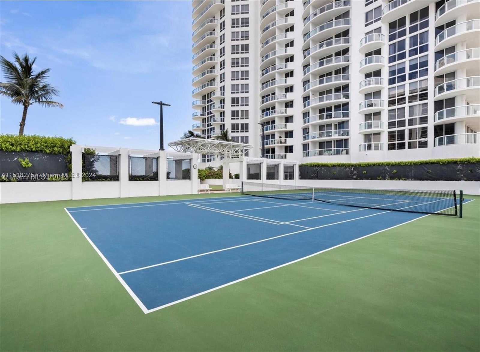 Small Image of 6365 COLLINS AVE #3811, Miami Beach Number 26