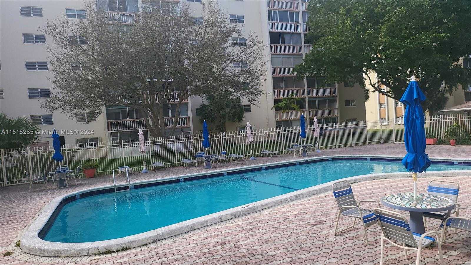 Small Image of 1001 NORTH EAST 14TH AVE #201, Hallandale Beach Number 10