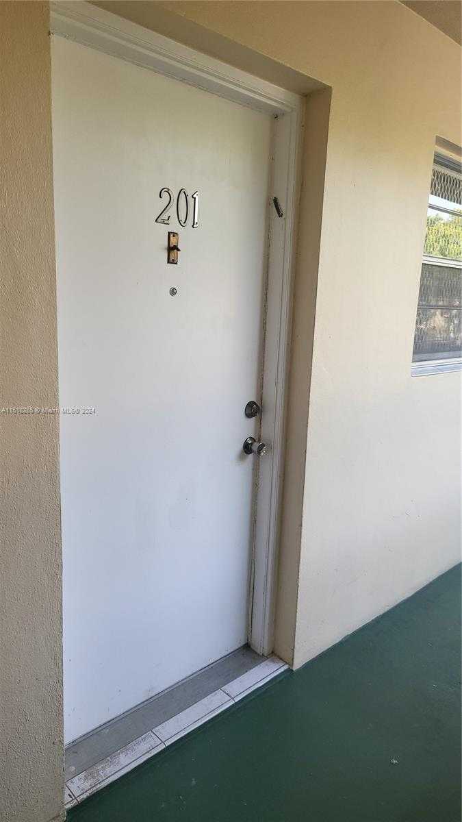 Small Image of 1001 NORTH EAST 14TH AVE #201, Hallandale Beach Number 11