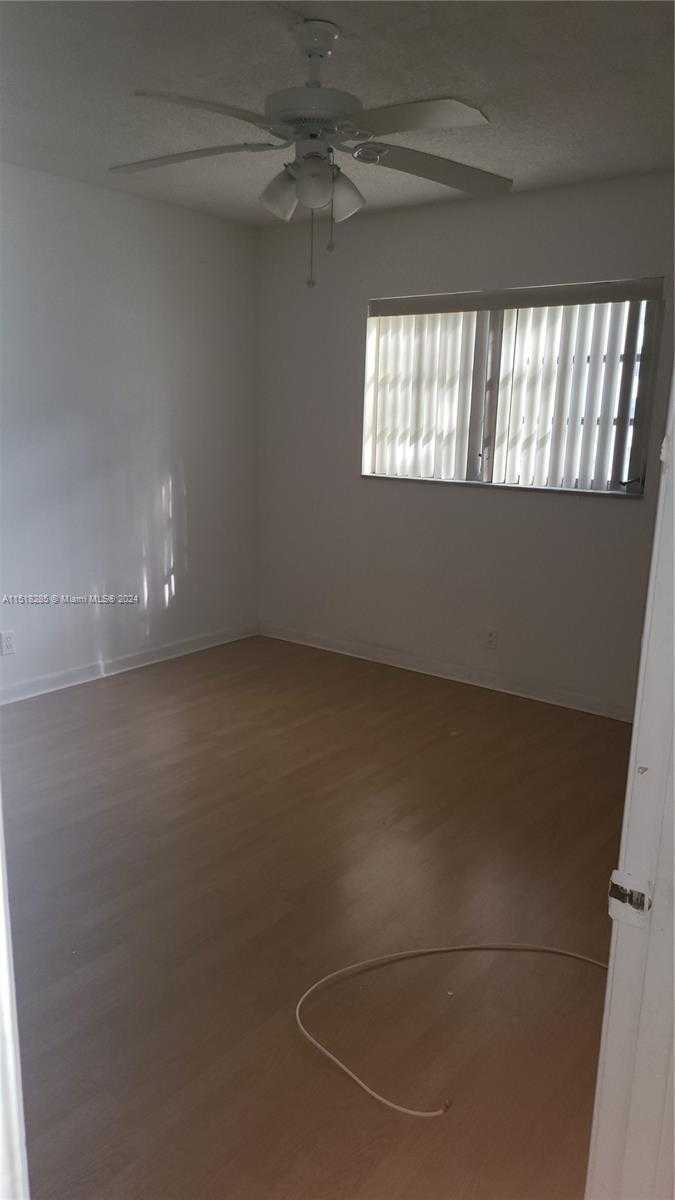 Small Image of 1001 NORTH EAST 14TH AVE #201, Hallandale Beach Number 4
