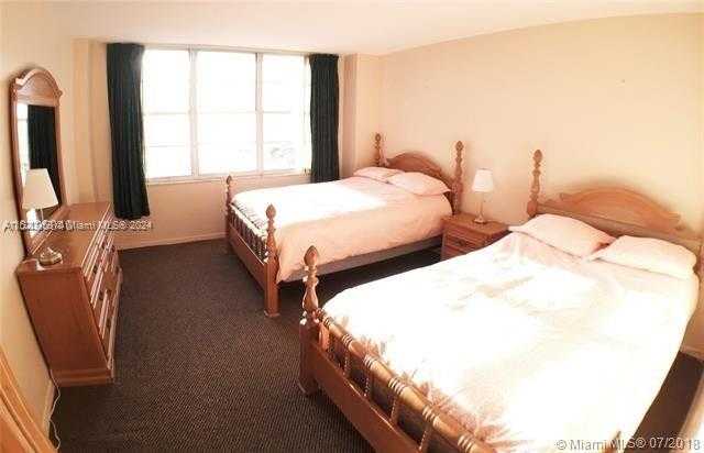 Small Image of 5601 COLLINS AVE #523, Miami Beach Number 10
