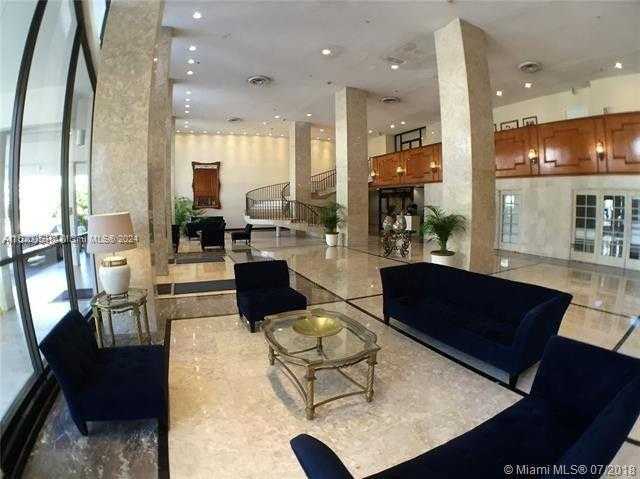 Small Image of 5601 COLLINS AVE #523, Miami Beach Number 4