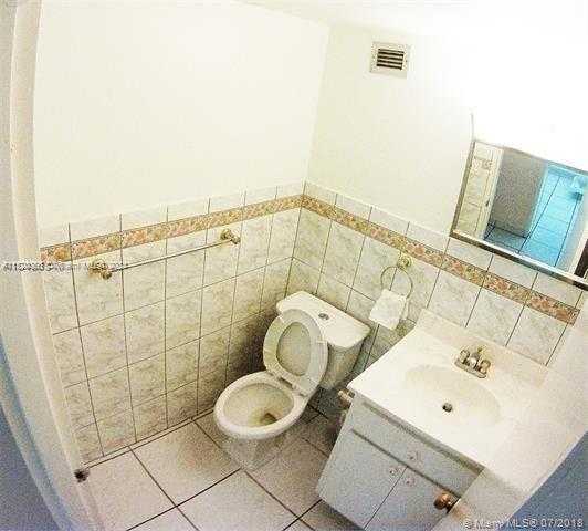 Small Image of 5601 COLLINS AVE #523, Miami Beach Number 9