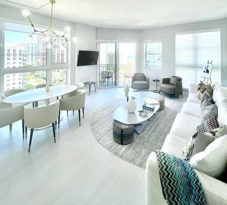 Small Image of 19900 EAST COUNTRY CLUB DR #PH20, Aventura Number 5