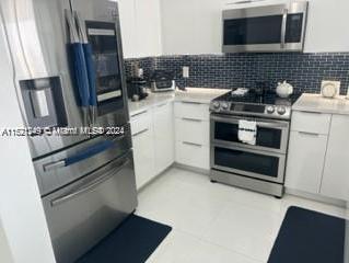 Small Image of 16699 COLLINS #2507, Sunny Isles Beach Number 14