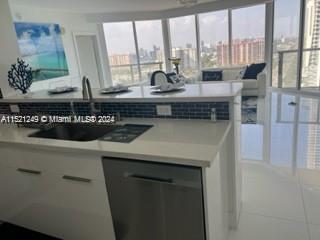 Small Image of 16699 COLLINS #2507, Sunny Isles Beach Number 7