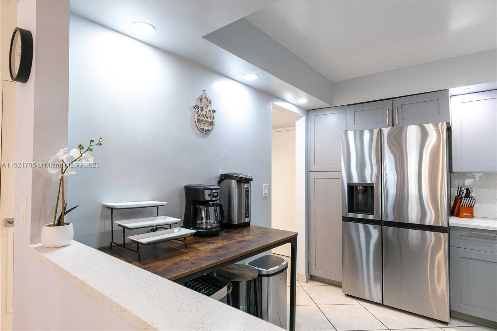 Small Image of 2401 SOUTH OCEAN DR #404, Hollywood Number 11