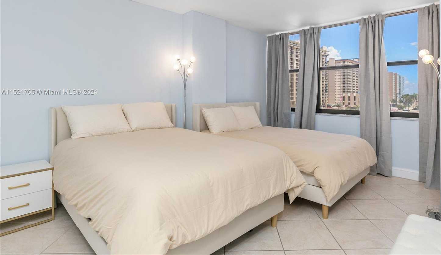 Small Image of 2401 SOUTH OCEAN DR #404, Hollywood Number 14