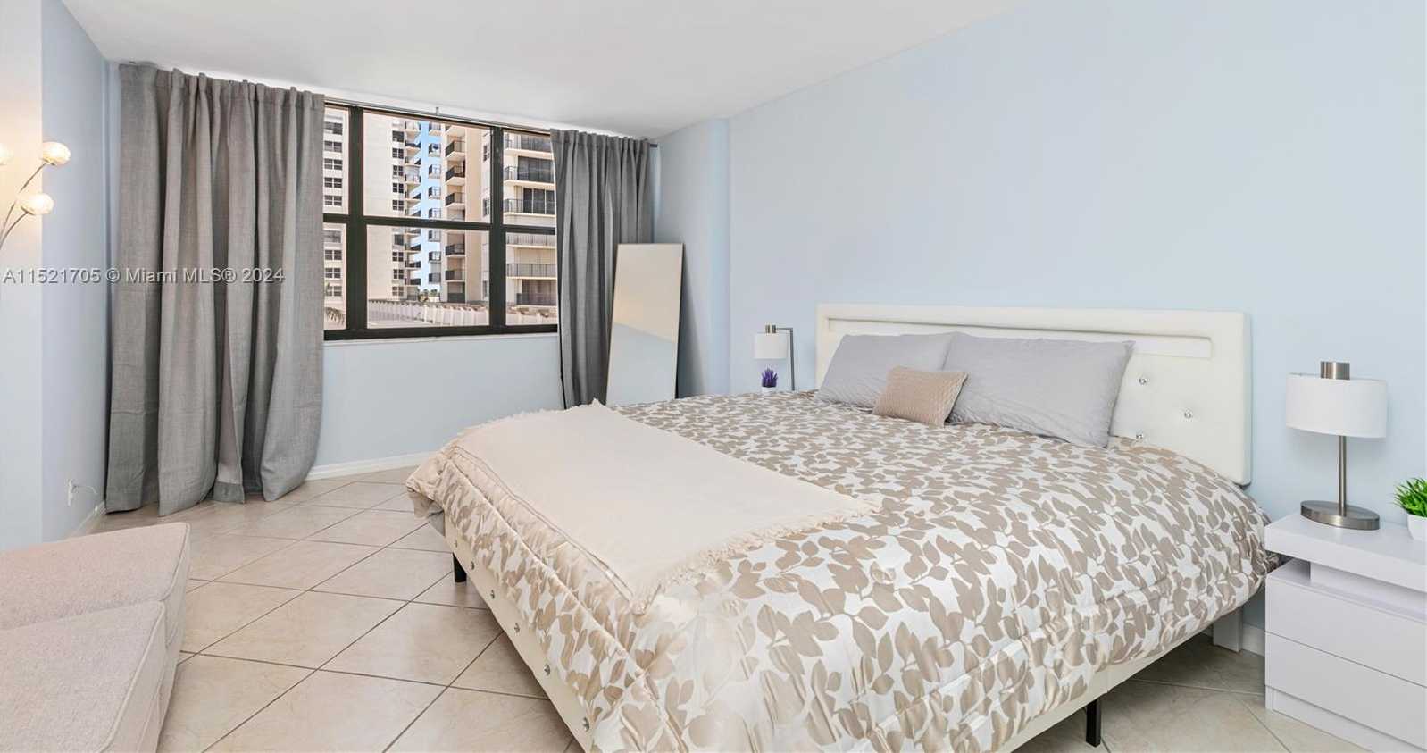 Small Image of 2401 SOUTH OCEAN DR #404, Hollywood Number 22