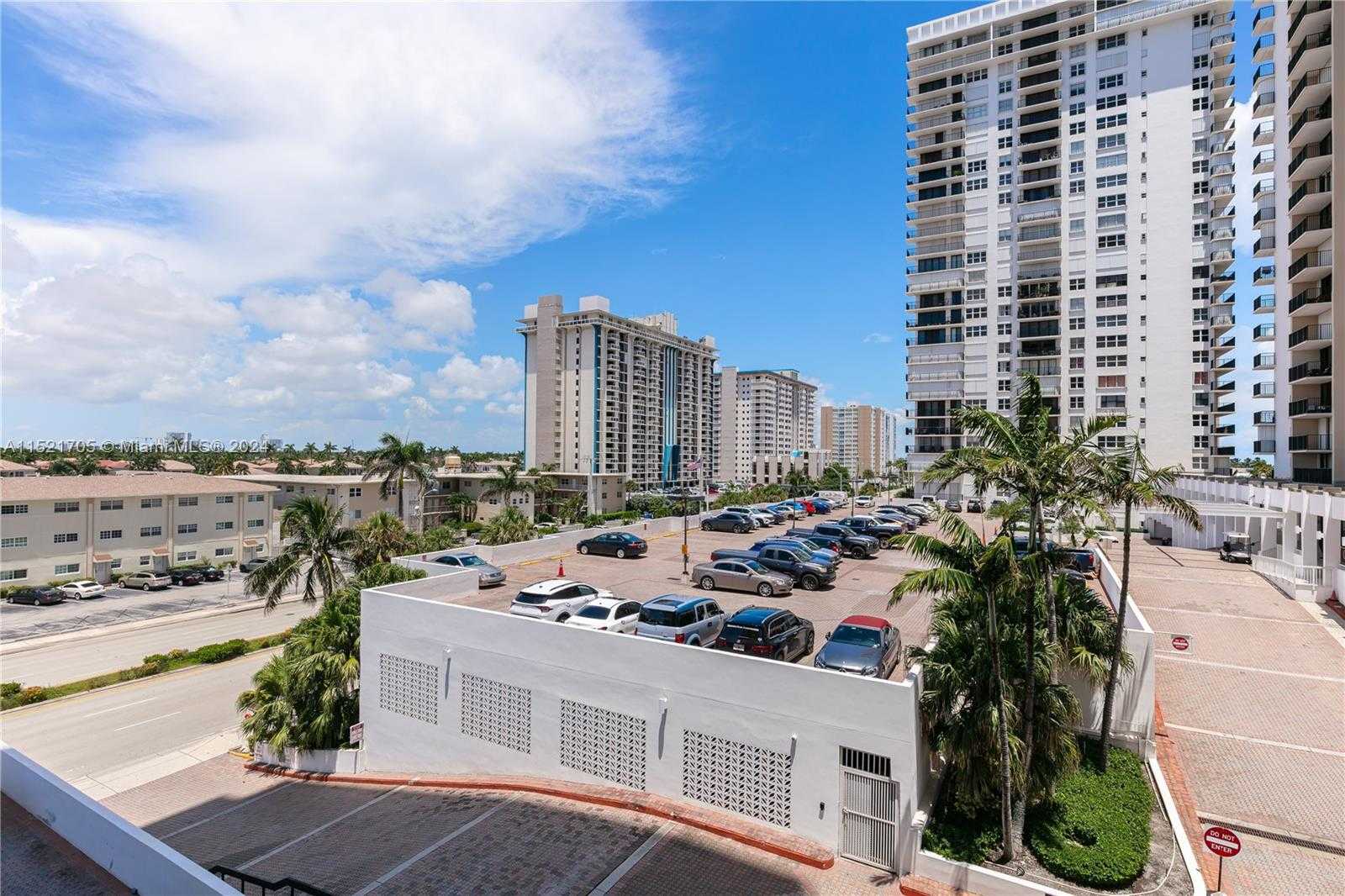 Small Image of 2401 SOUTH OCEAN DR #404, Hollywood Number 23