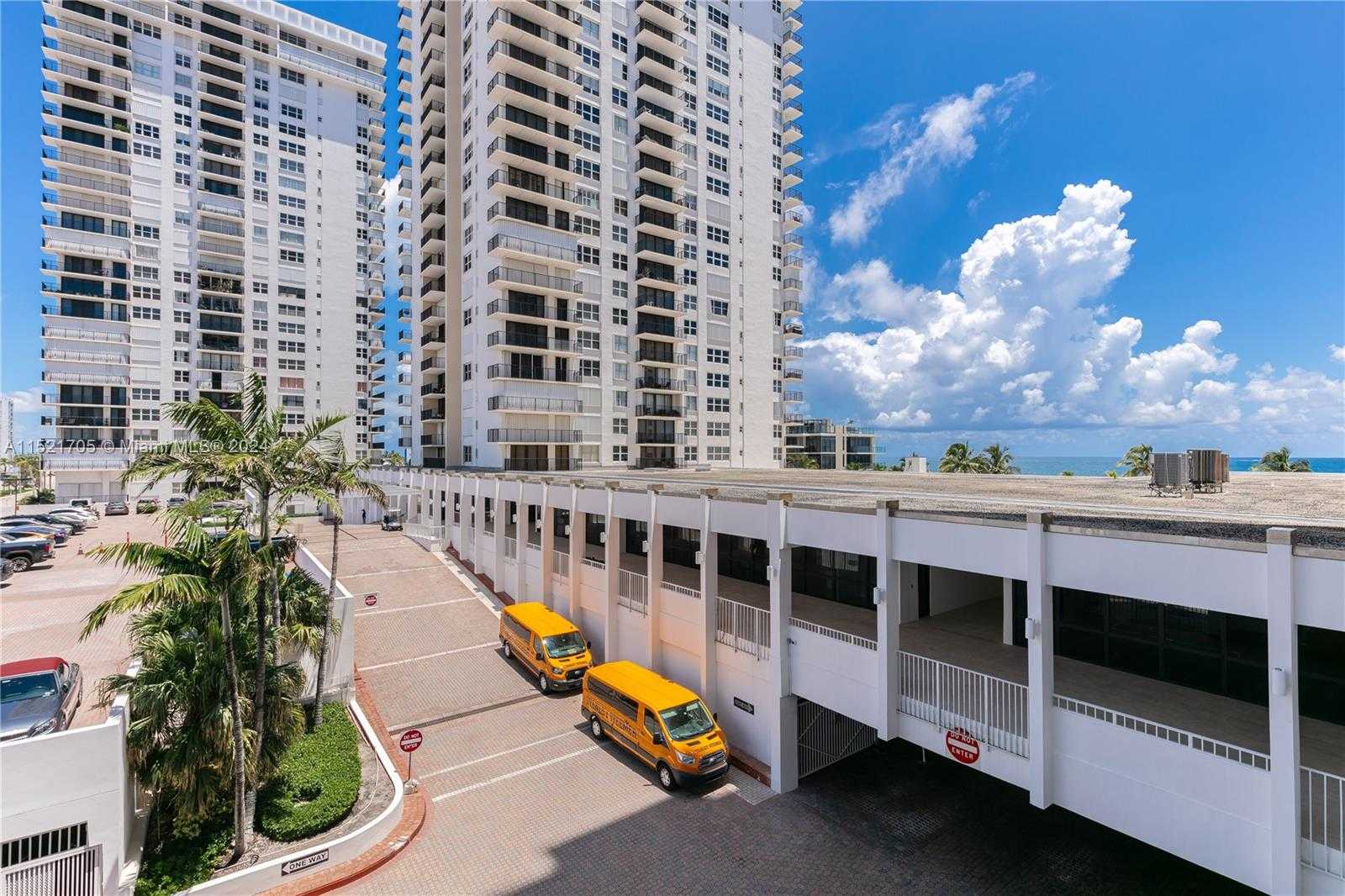 Small Image of 2401 SOUTH OCEAN DR #404, Hollywood Number 26