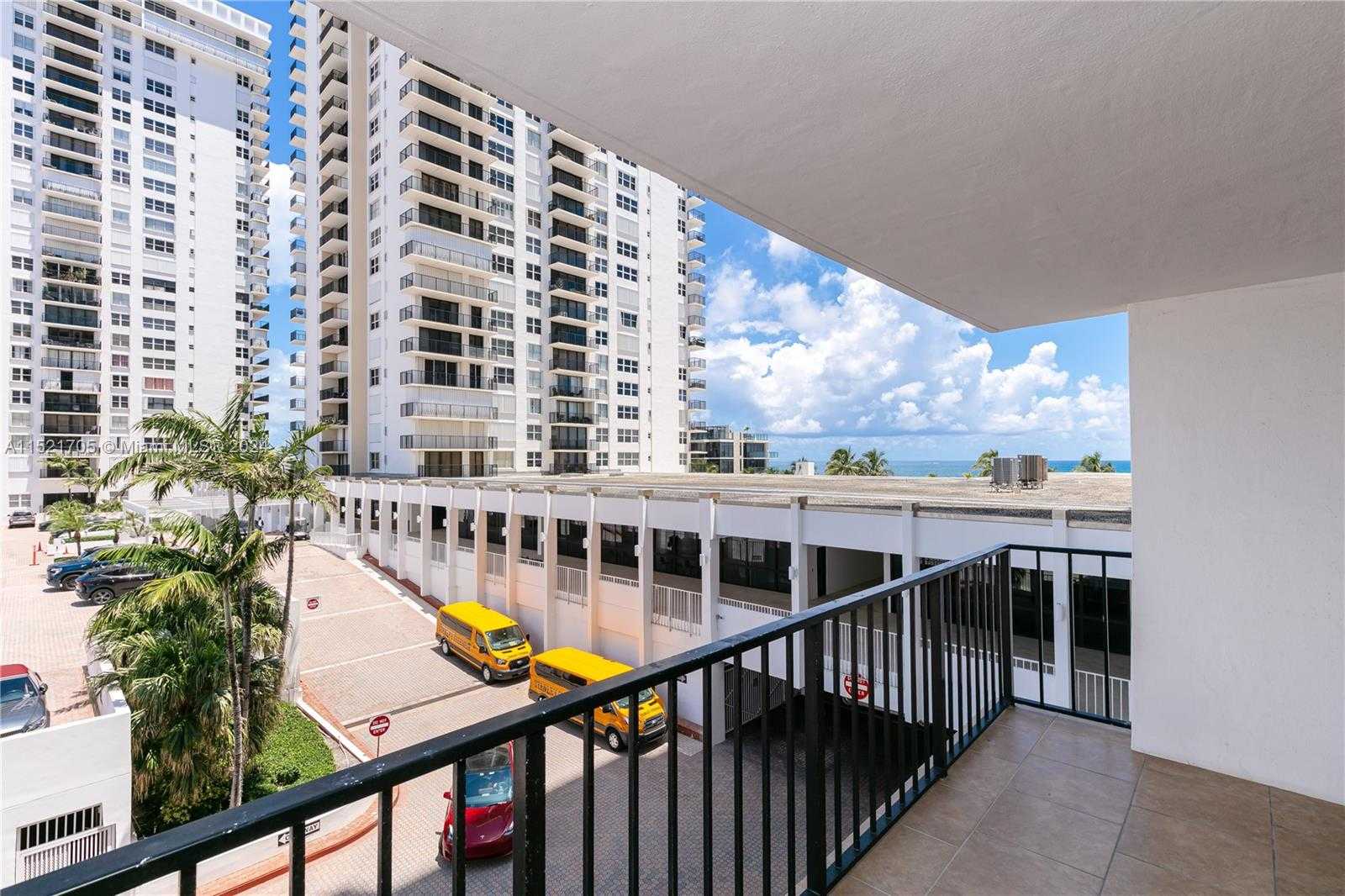 Small Image of 2401 SOUTH OCEAN DR #404, Hollywood Number 27