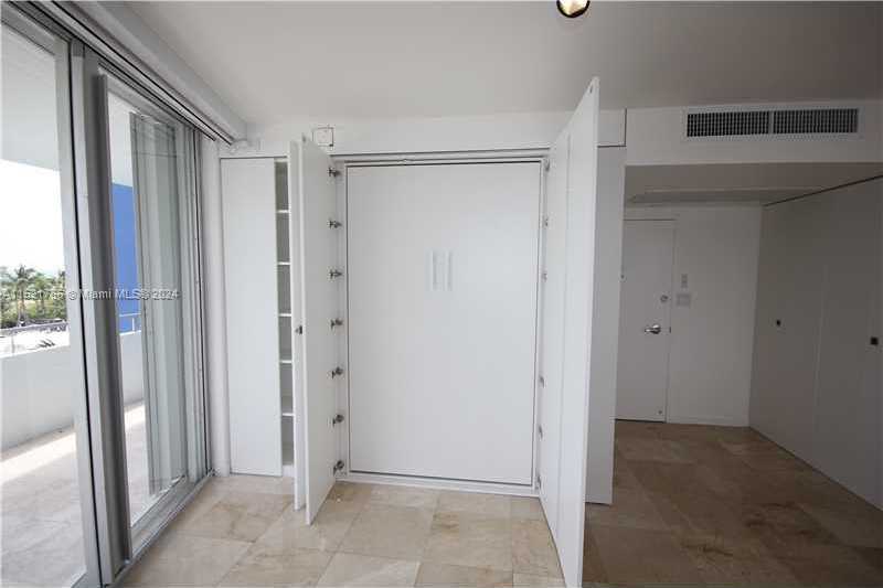 Small Image of 5151 COLLINS AV #532, Miami Beach Number 14