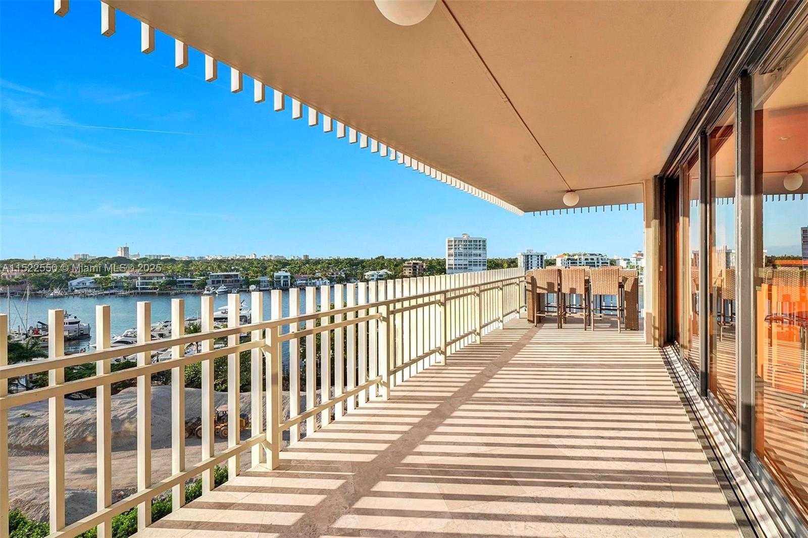 Small Image of 3 GROVE ISLE DR #C710, Miami Number 33
