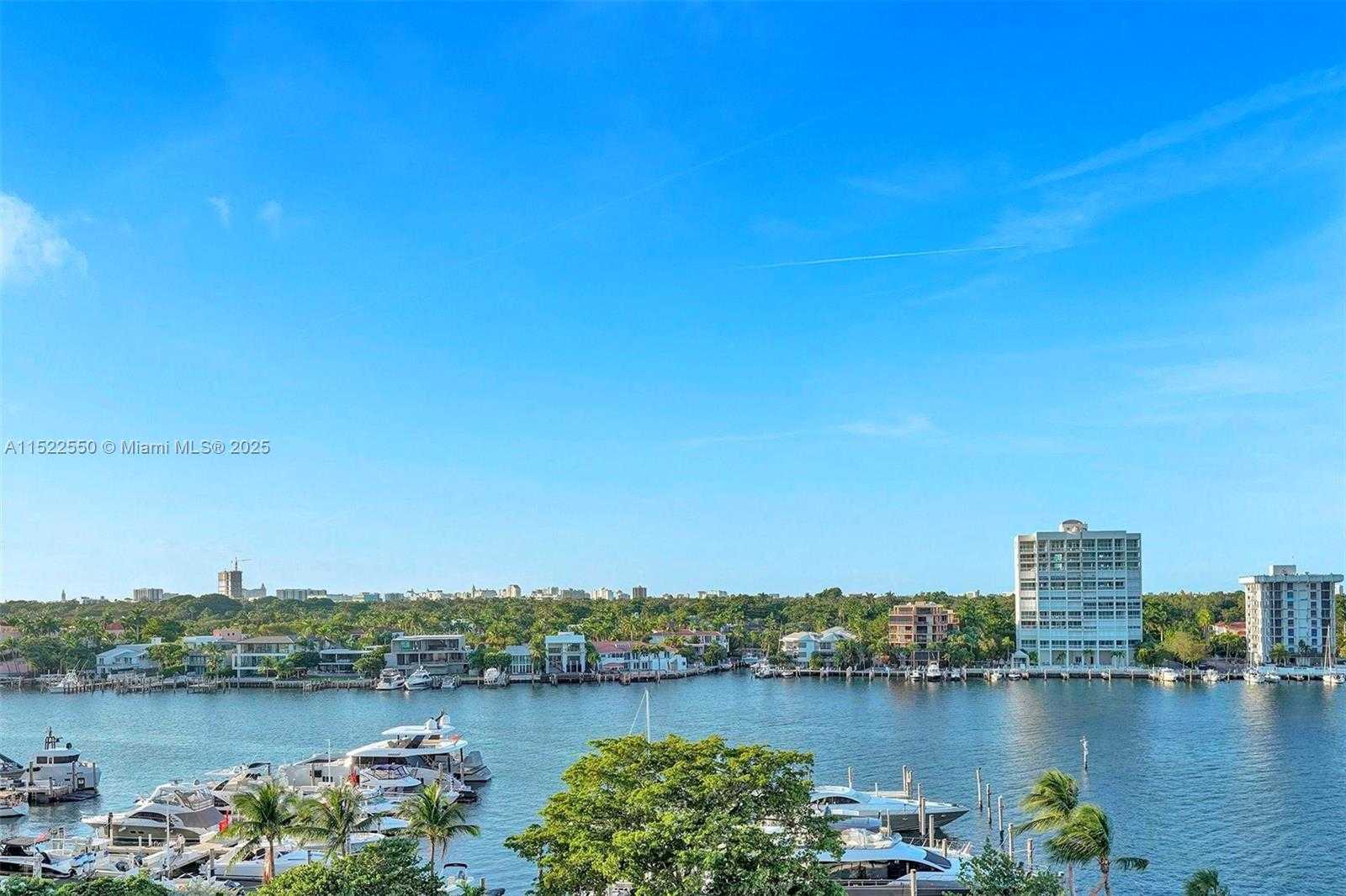 Small Image of 3 GROVE ISLE DR #C710, Miami Number 38