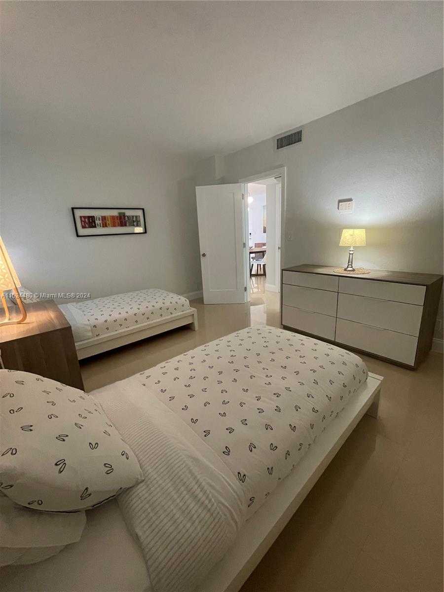 Small Image of 3801 SOUTH OCEAN DR #15V, Hollywood Number 18