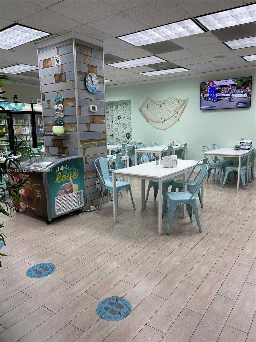 Small Image of 3801 SOUTH OCEAN DR #15V, Hollywood Number 24