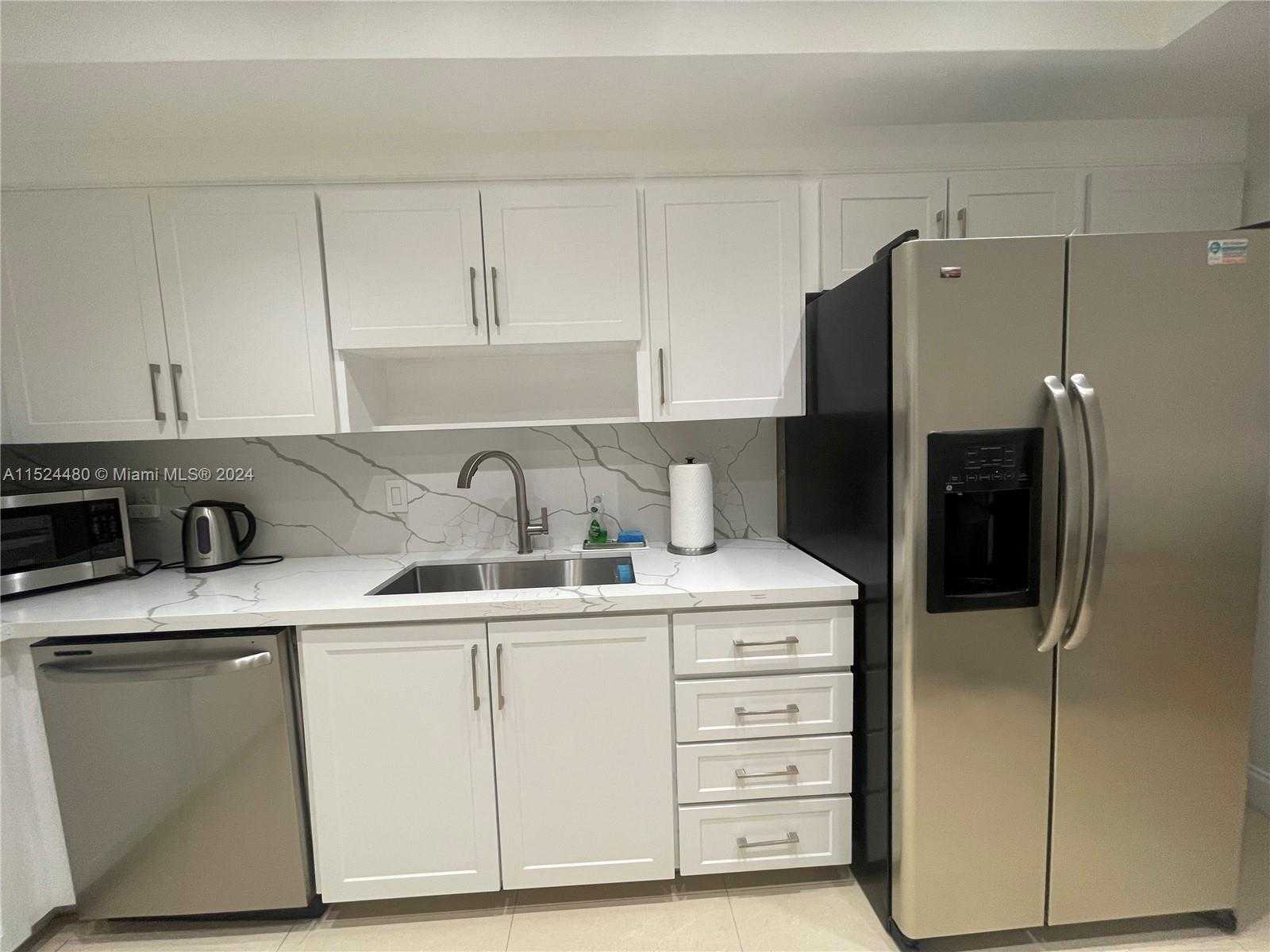 Small Image of 3801 SOUTH OCEAN DR #15V, Hollywood Number 7