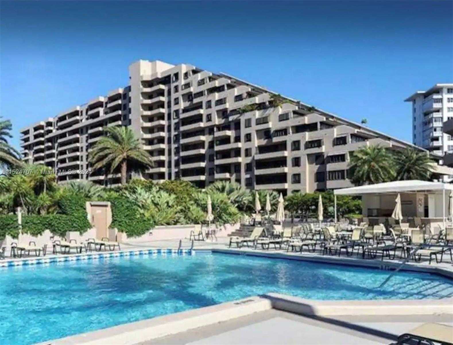 Small Image of 101 CRANDON BLVD #175, Key Biscayne Number 10