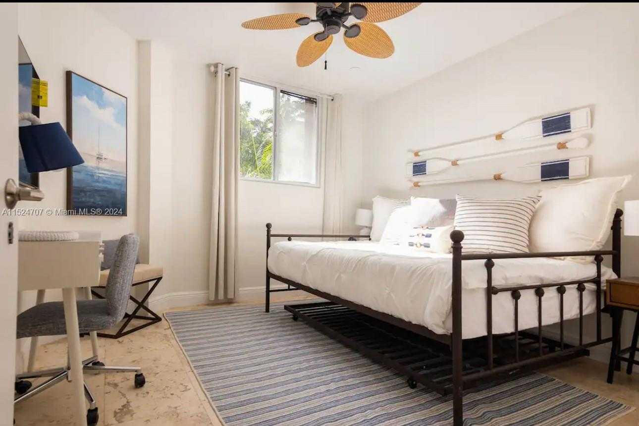 Small Image of 101 CRANDON BLVD #175, Key Biscayne Number 4