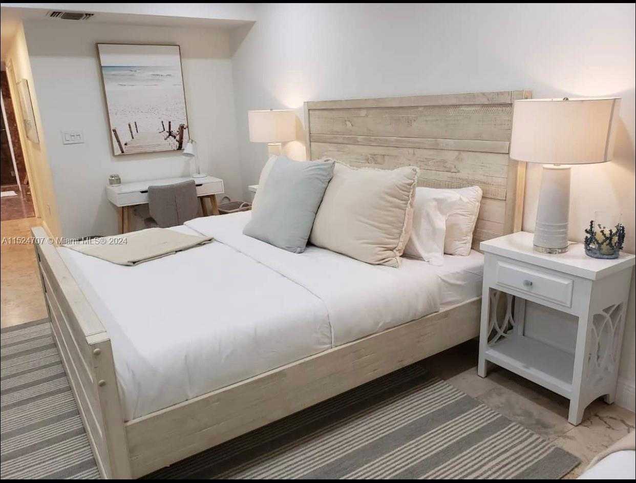 Small Image of 101 CRANDON BLVD #175, Key Biscayne Number 5