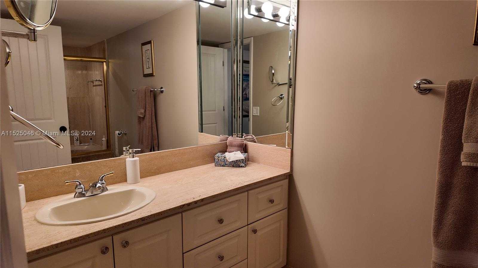 Small Image of 1201 SOUTH OCEAN DR #1903S, Hollywood Number 17