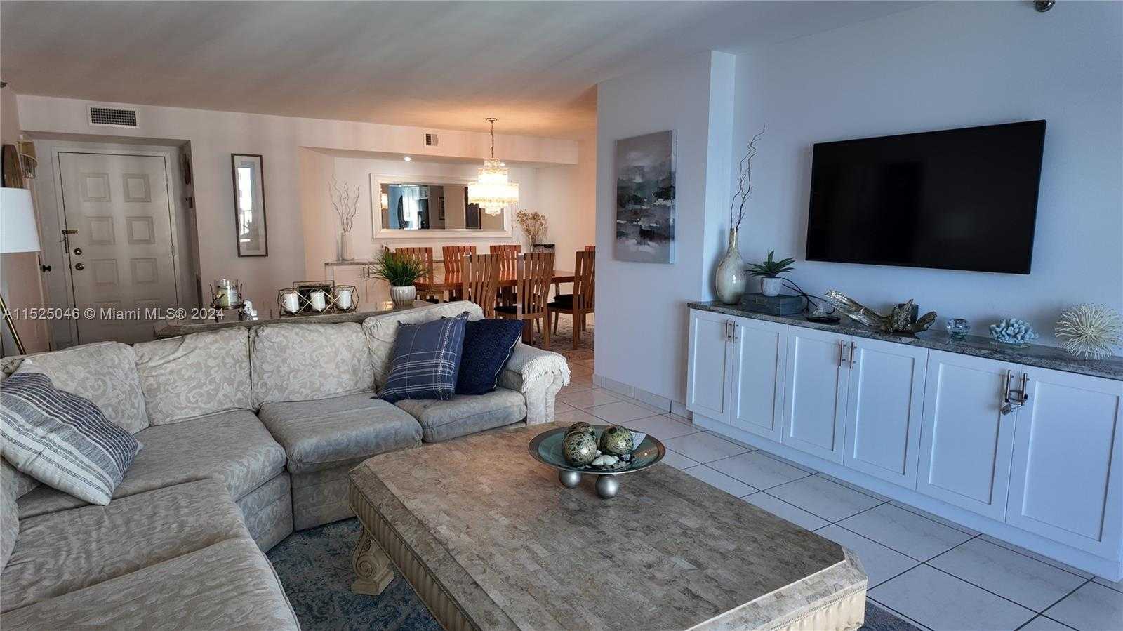 Small Image of 1201 SOUTH OCEAN DR #1903S, Hollywood Number 3