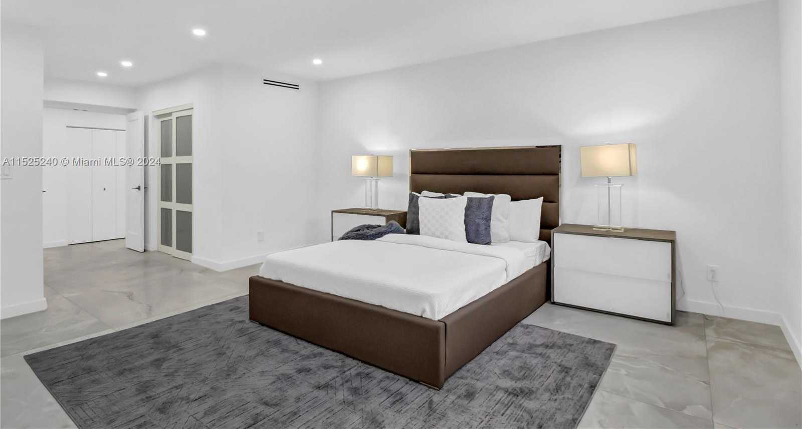 Small Image of 888 WEST 47TH STREET, Miami Beach Number 26