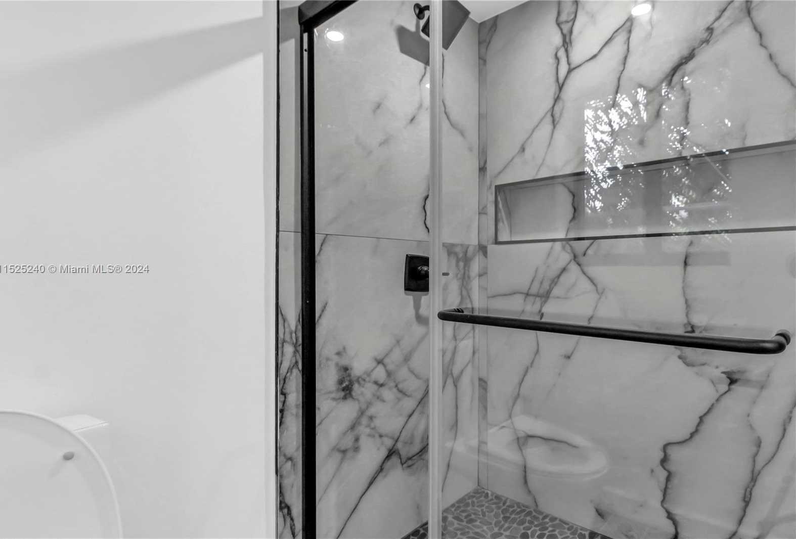 Small Image of 888 WEST 47TH STREET, Miami Beach Number 30