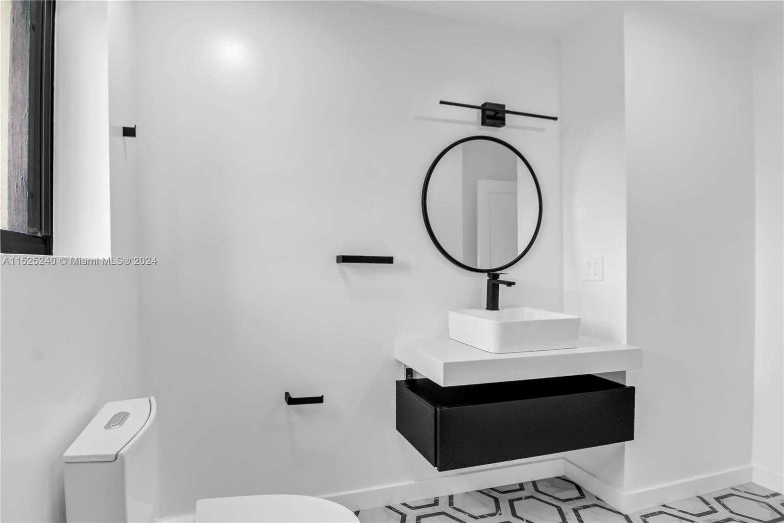 Small Image of 888 WEST 47TH STREET, Miami Beach Number 37
