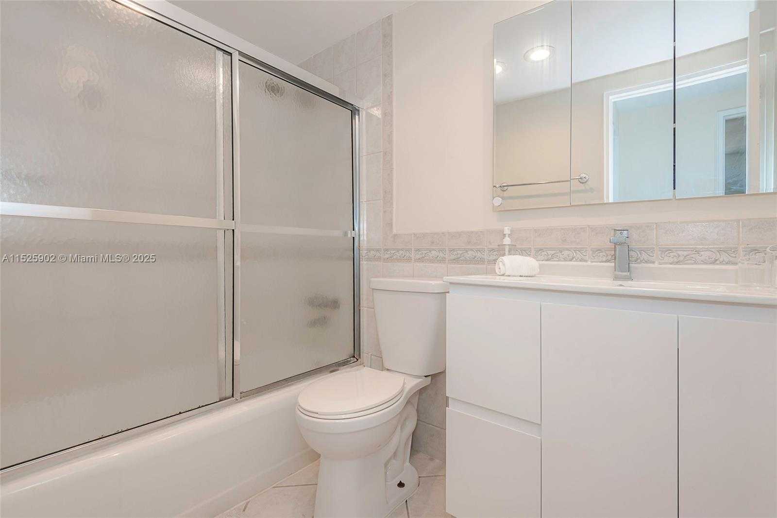 Small Image of 10185 COLLINS AVE #515, Bal Harbour Number 10