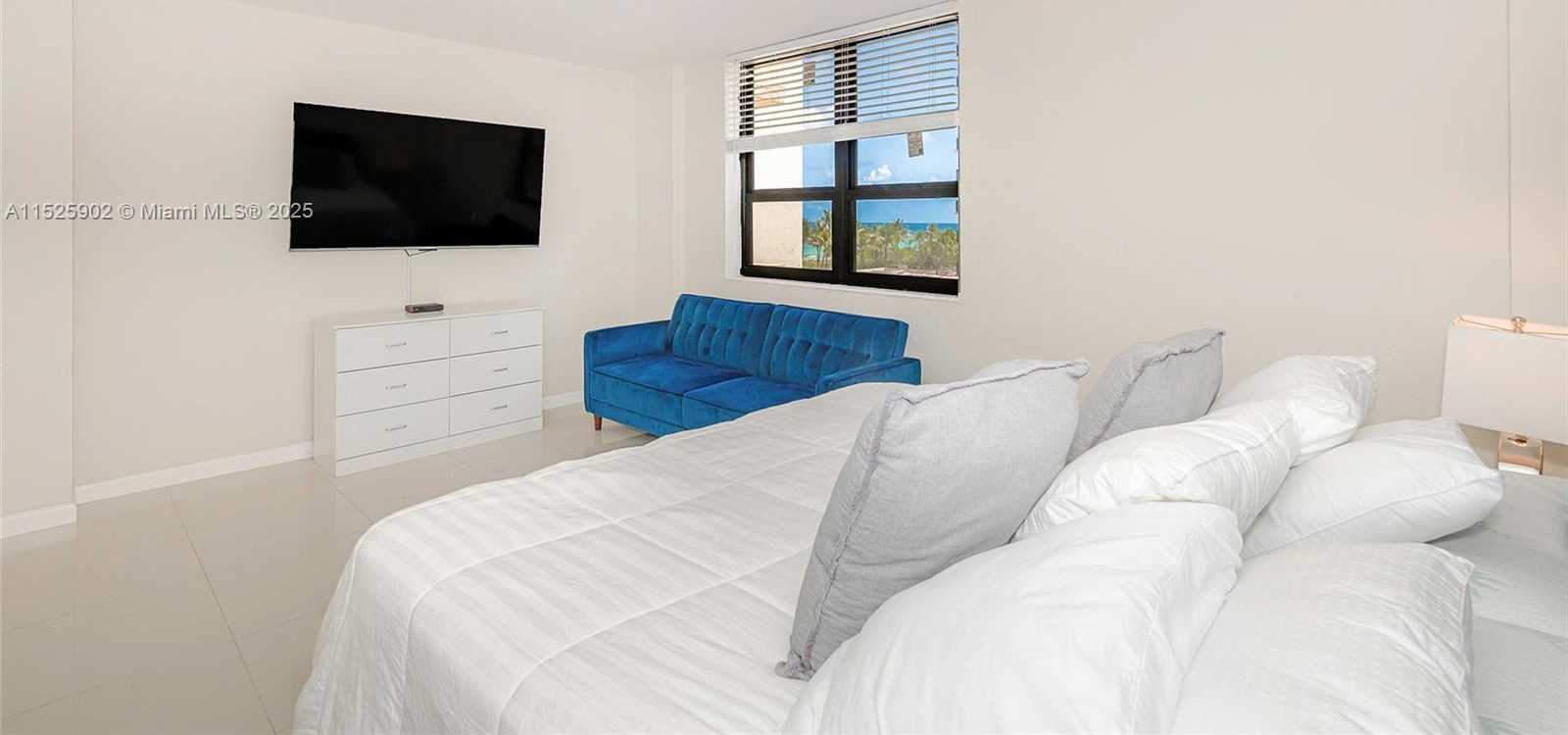 Small Image of 10185 COLLINS AVE #515, Bal Harbour Number 19