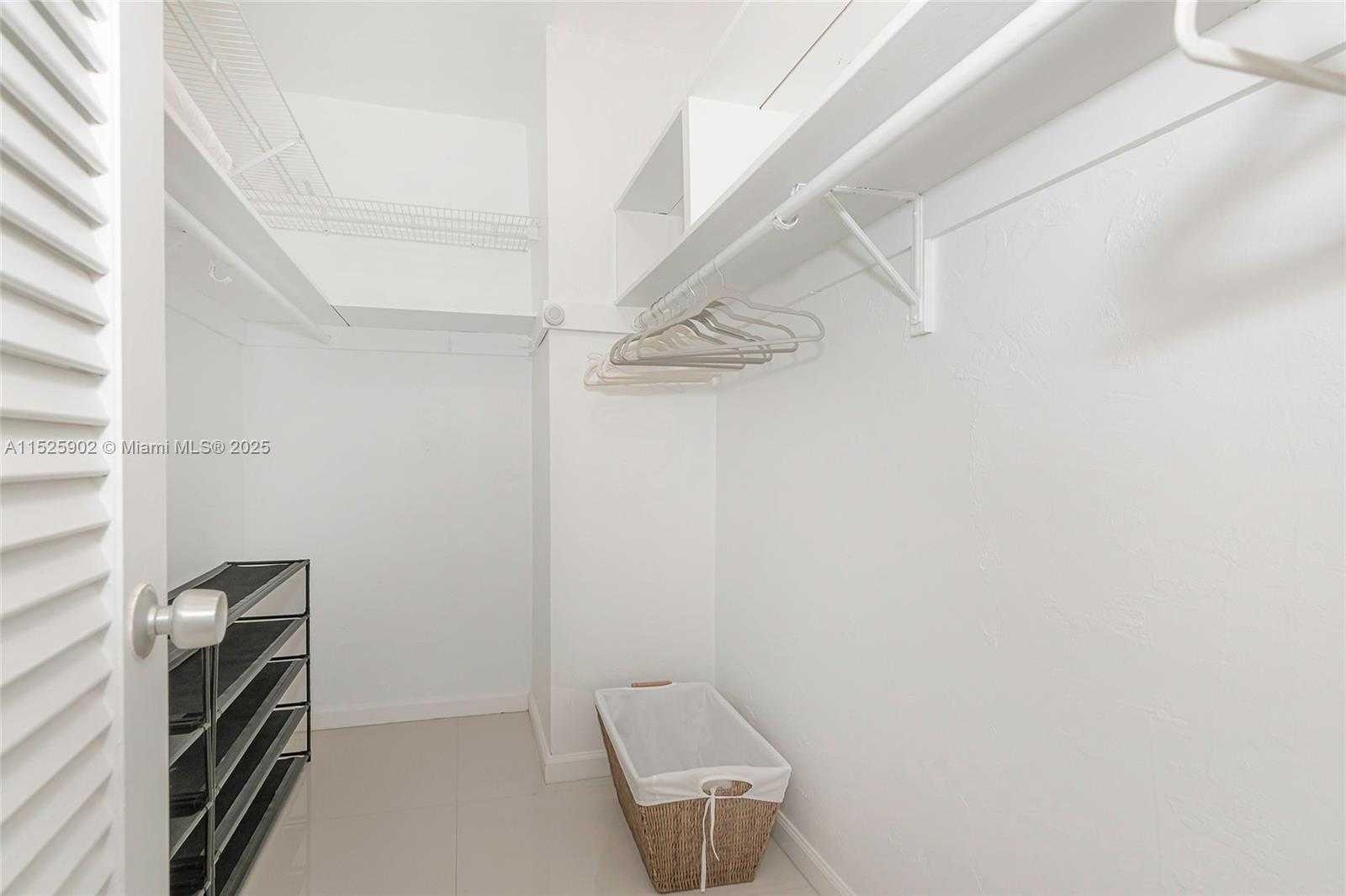 Small Image of 10185 COLLINS AVE #515, Bal Harbour Number 22