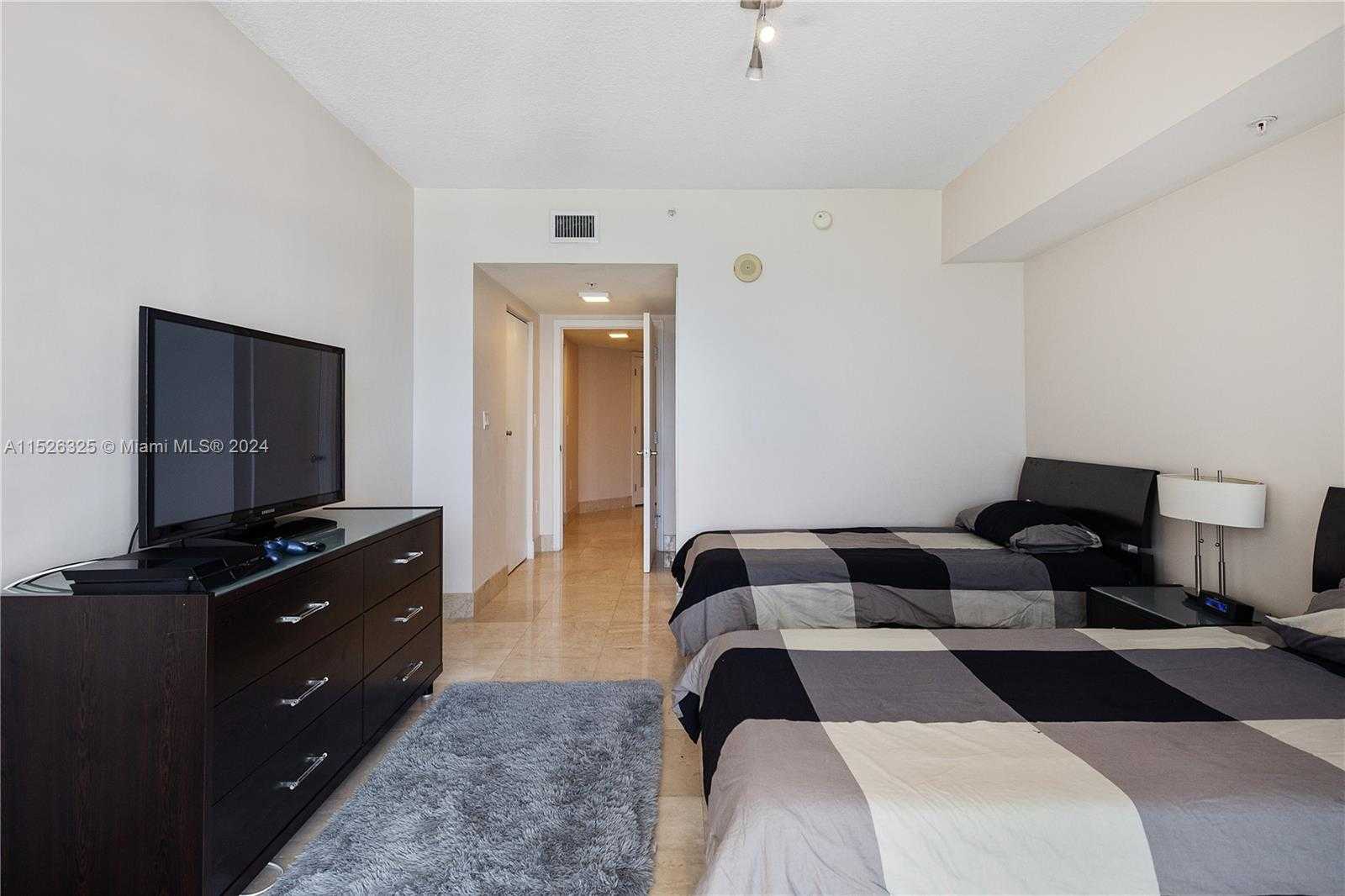Small Image of 16699 COLLINS AVE #1604, Sunny Isles Beach Number 20