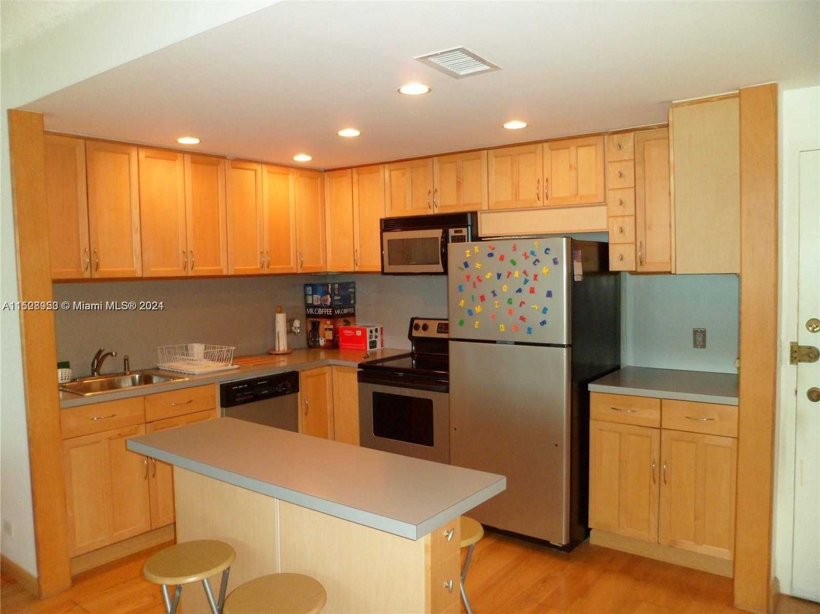 Small Image of 3505 SOUTH OCEAN DR #1420, Hollywood Number 5