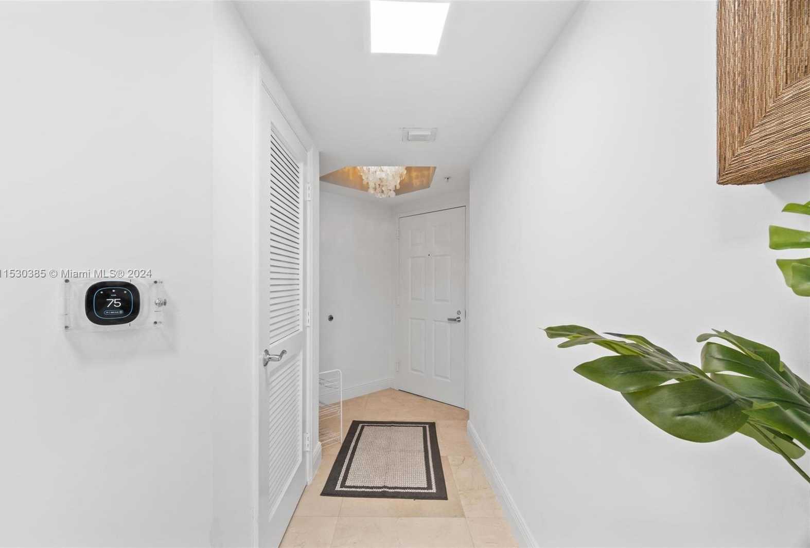 Small Image of 16699 Collins Ave, Sunny Isles Beach, FL 33160, USA Number 18