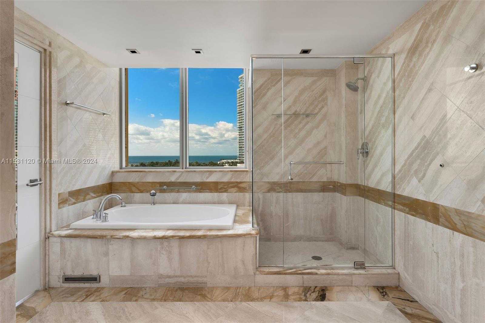 Small Image of 101 OCEAN DR #907, Miami Beach Number 16