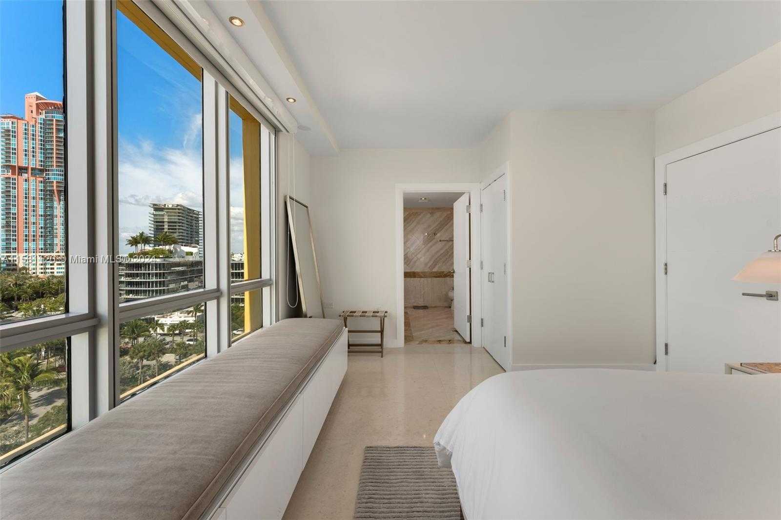 Small Image of 101 OCEAN DR #907, Miami Beach Number 19