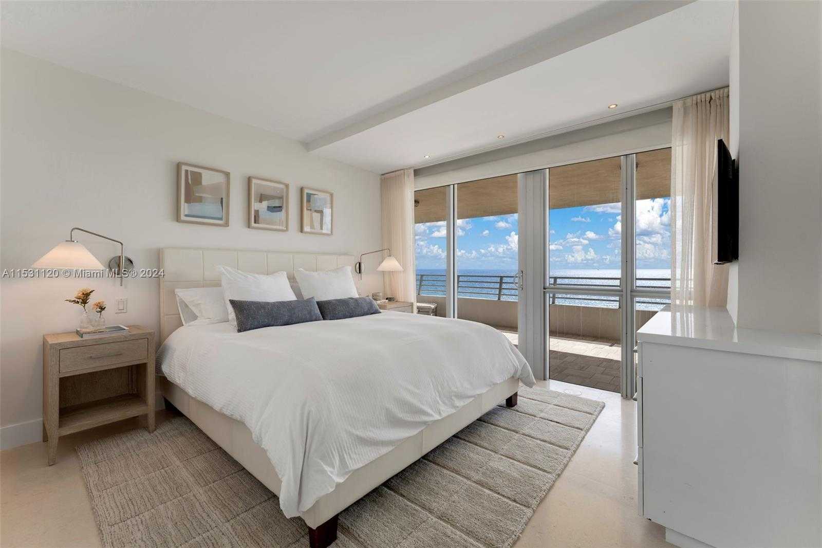 Small Image of 101 OCEAN DR #907, Miami Beach Number 22