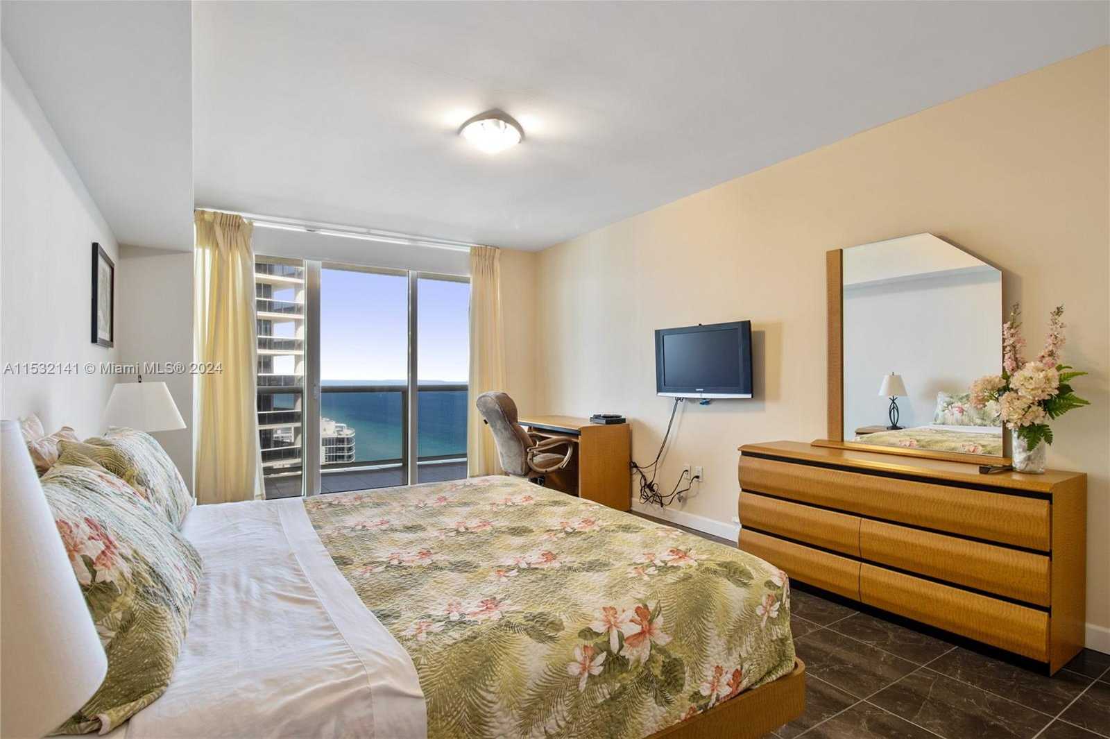 Small Image of 1830 SOUTH OCEAN DR #3508, Hallandale Beach Number 10