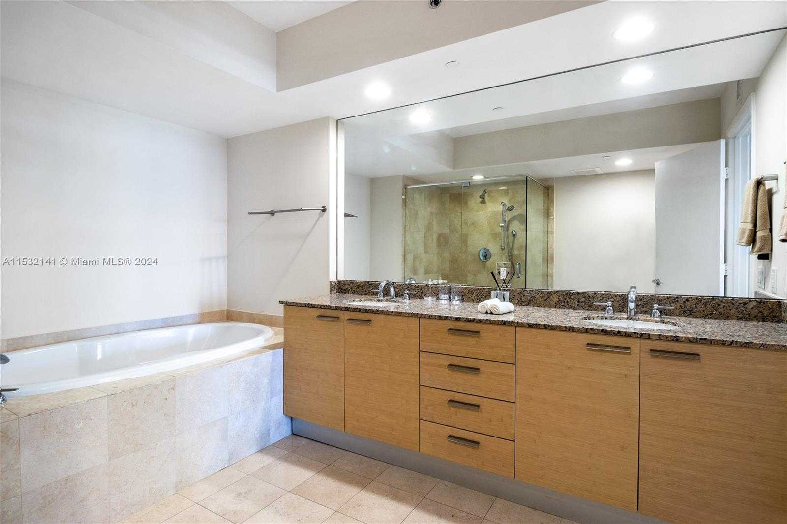 Small Image of 1830 SOUTH OCEAN DR #3508, Hallandale Beach Number 13