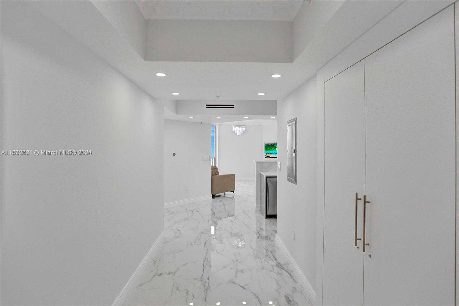 Small Image of 16699 COLLINS AVE #2209, Sunny Isles Beach Number 2