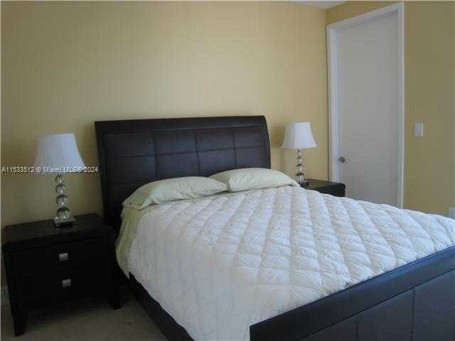 Small Image of 18101 #1707, Sunny Isles Beach Number 2