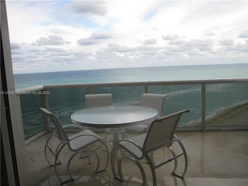Small Image of 18101 #1707, Sunny Isles Beach Number 3