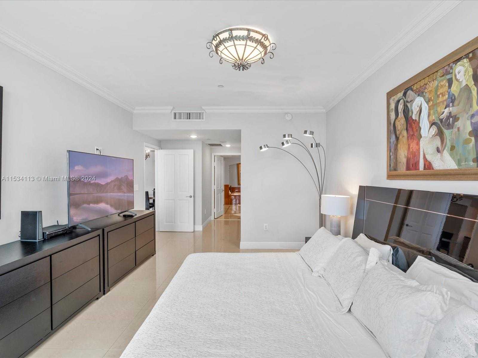 Small Image of 17875 COLLINS AVE #4405, Sunny Isles Beach Number 31
