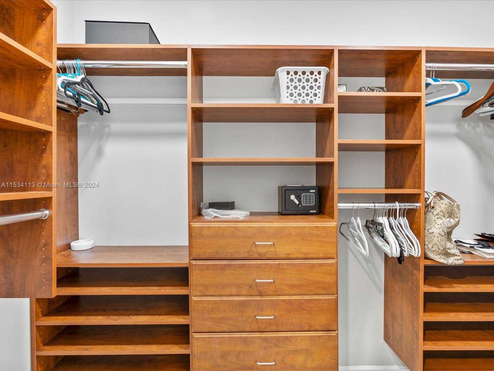 Small Image of 17875 COLLINS AVE #4405, Sunny Isles Beach Number 32