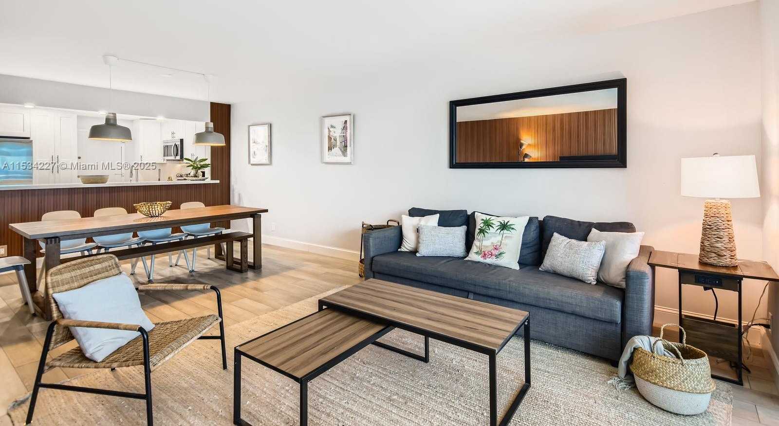 Small Image of 3800 SOUTH OCEAN DR #1818 (AVAILABLE NOW), Hollywood Number 2